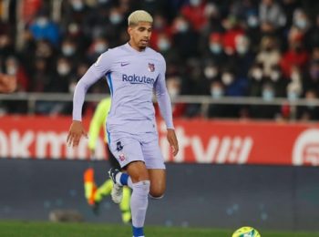 FC Barcelona manager Xavi Hernandez calls young defender Ronald Araujo a star of present and future