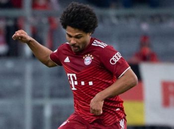 Serge Gnabry Has Doubts About Deciding His Future