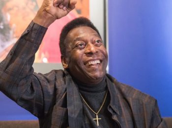 Pele’s health worsens